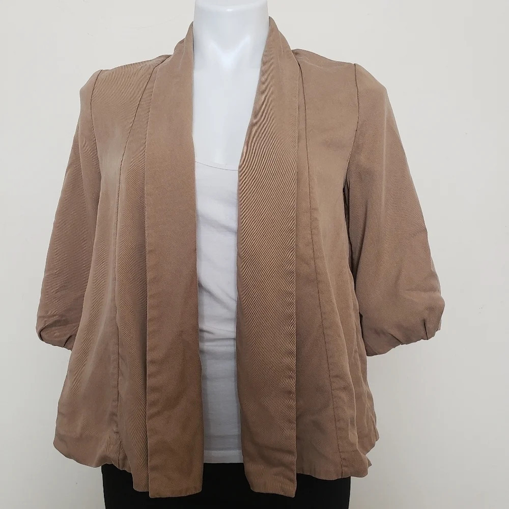 H&M Light Brown 3/4 sleeve Blazer